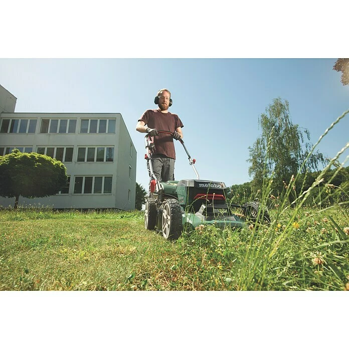 BAUHAUS Metabo Akku-Rasenmäher RM 36-18 LTX BL 46 18 V, 2 Akkus, 5,2 Ah, Schnittbreite: 46 Cm 3 BAUHAUS Metabo Akku-Rasenmäher RM 36-18 LTX BL 46 18 V, 2 Akkus, 5,2 Ah, Schnittbreite: 46 Cm – Bild 3
