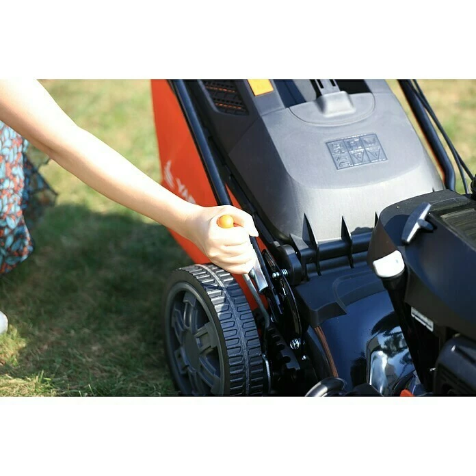 BAUHAUS Yard Force Benzin-Rasenmäher GM H46A 2 KW, Schnittbreite: 46 Cm 5 BAUHAUS Yard Force Benzin-Rasenmäher GM H46A 2 KW, Schnittbreite: 46 Cm – Bild 5